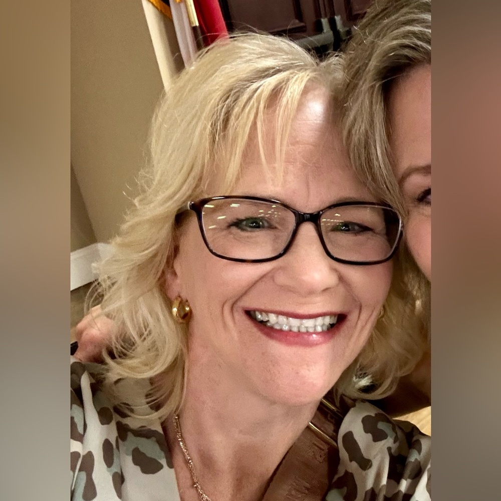 Meet your Posher, Leanne